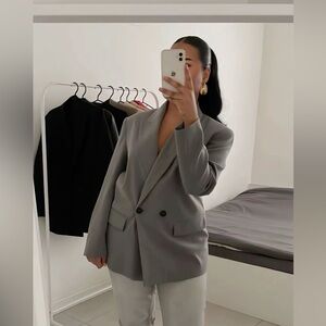 Zara Blazer Oversized Double-Breasted in Gray